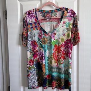 Johnny Was V-neck shirt